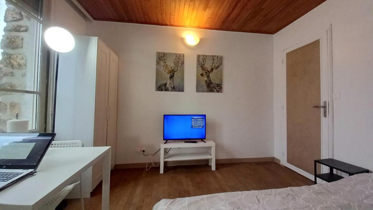 Super Appartement Au Centre Ville De Rosny Sous Bois Luaran gambar