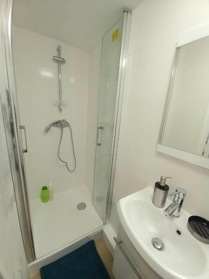 Super Appartement Au Centre Ville De Rosny Sous Bois Luaran gambar